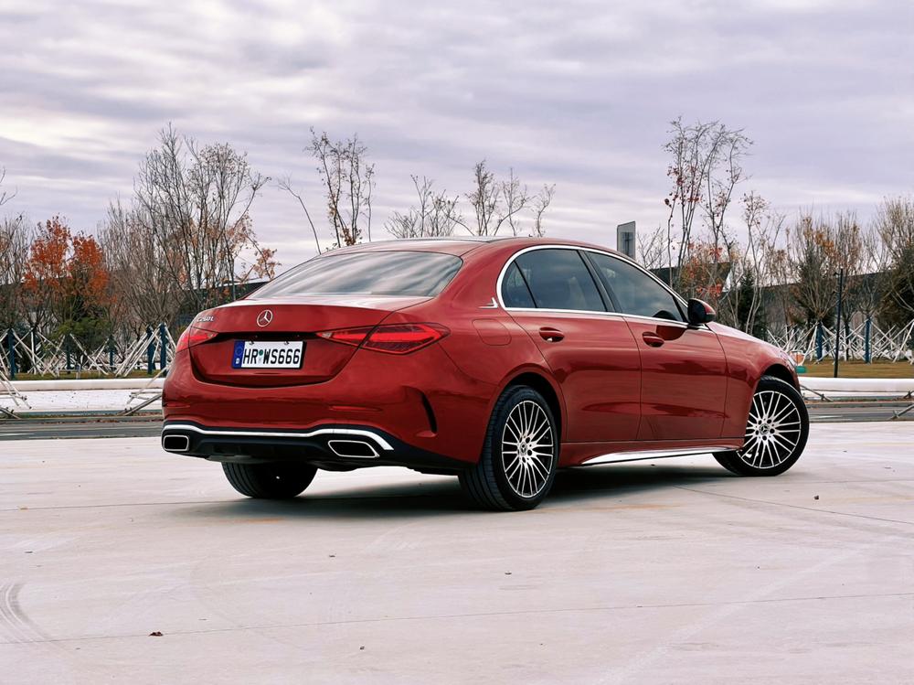 Mercedes-Benz Mercedes-Benz C-Class