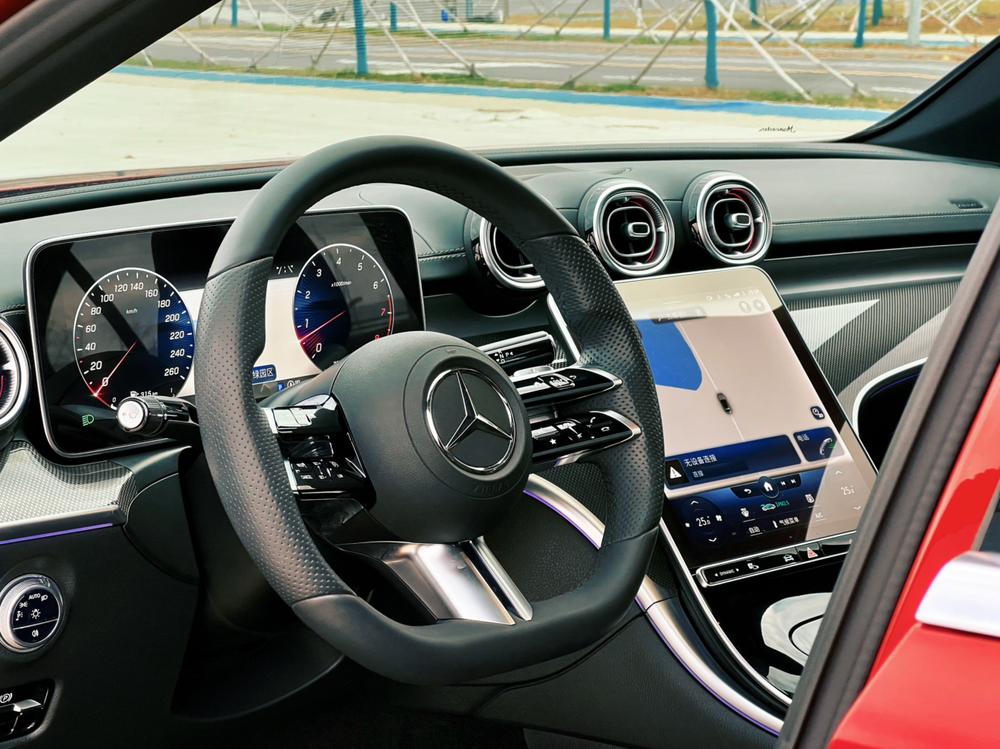 Mercedes-Benz Mercedes-Benz C-Class