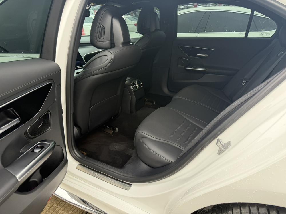 Mercedes-Benz Mercedes-Benz C-Class