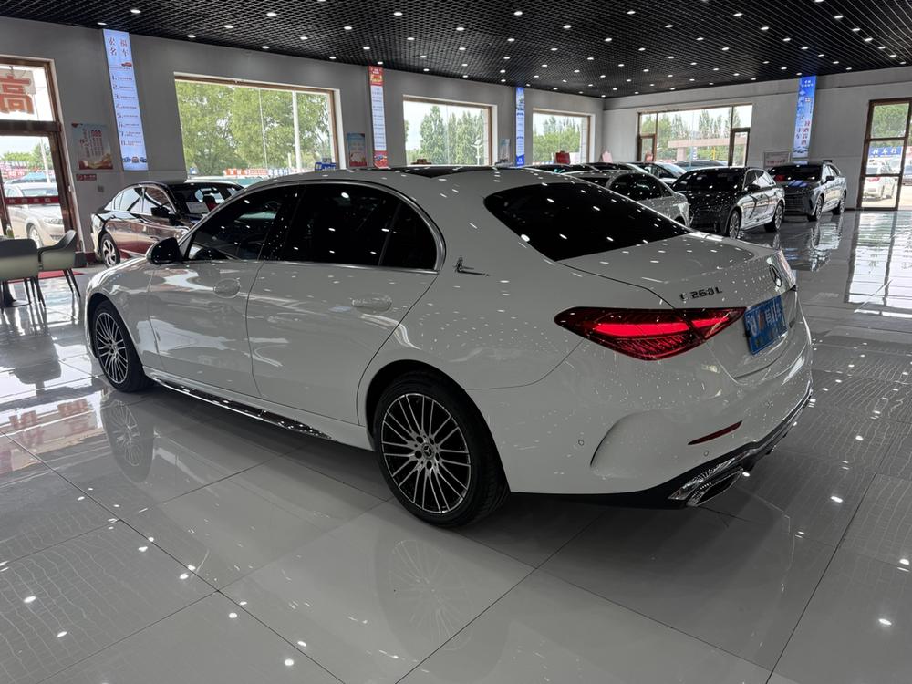 Mercedes-Benz Mercedes-Benz C-Class