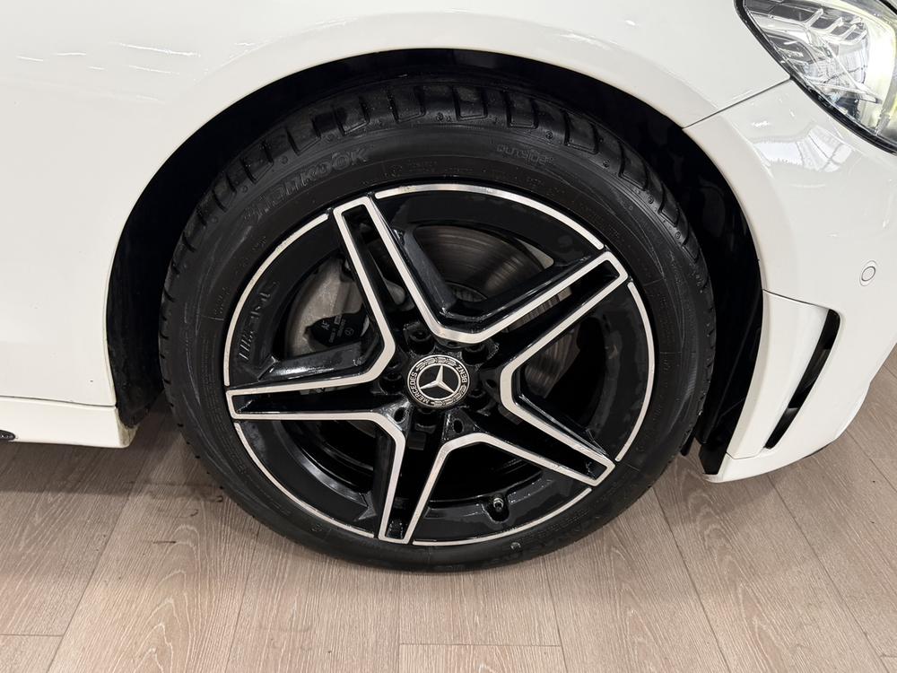 Mercedes-Benz Mercedes-Benz C-Class