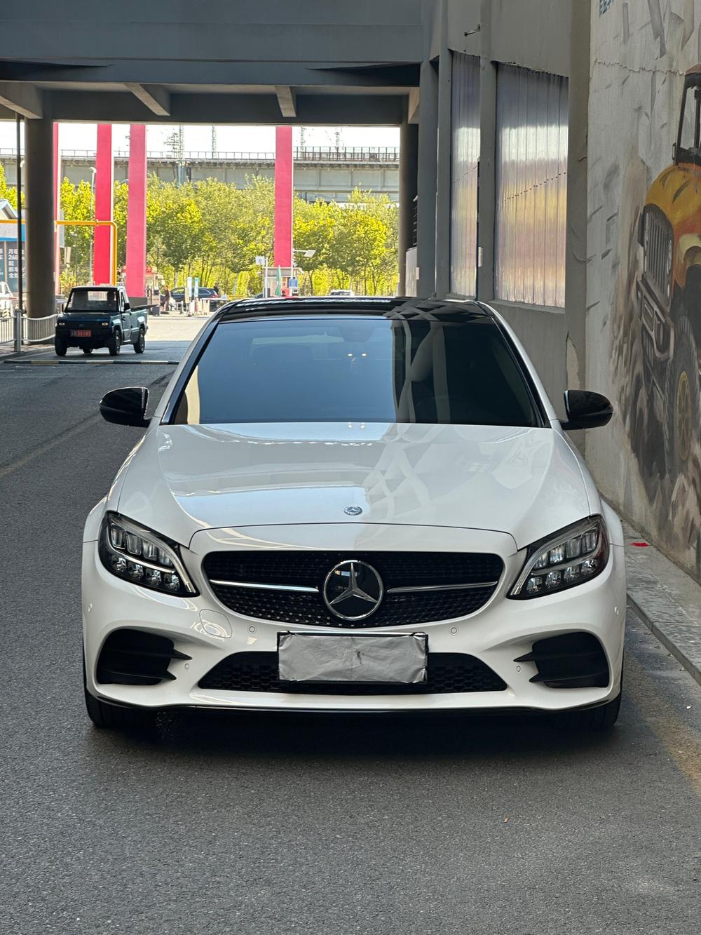 Mercedes-Benz Mercedes-Benz C-Class