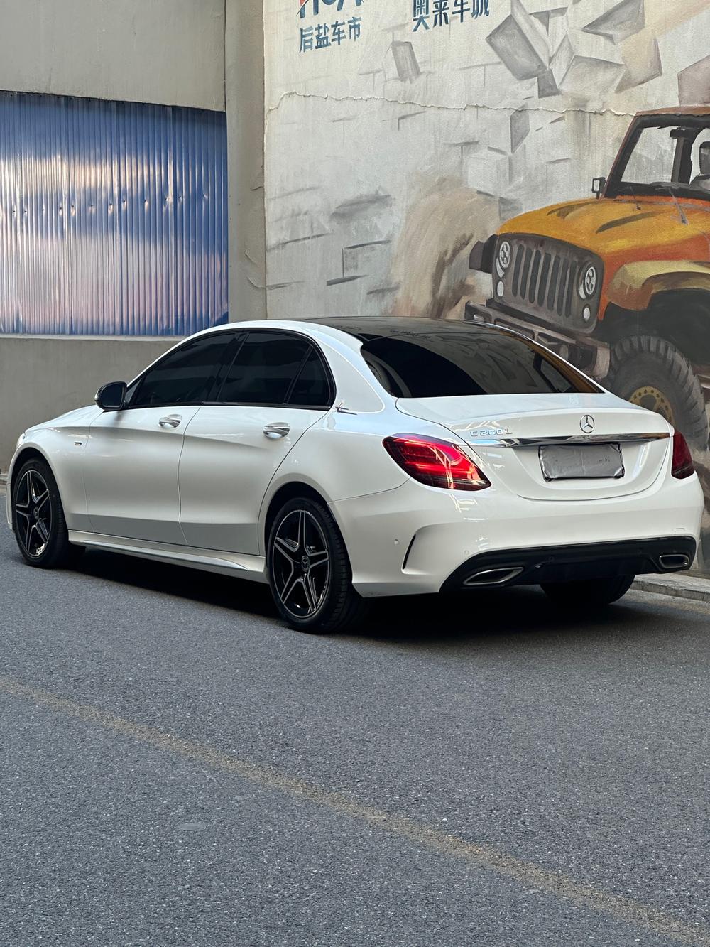 Mercedes-Benz Mercedes-Benz C-Class