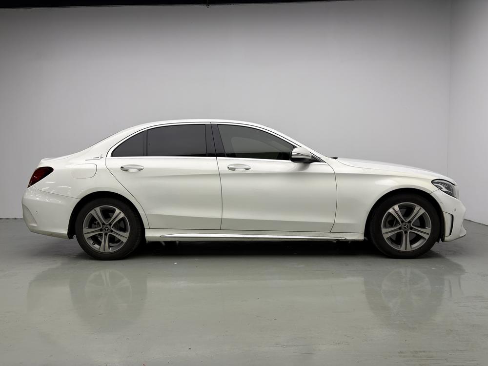Mercedes-Benz Mercedes-Benz C-Class
