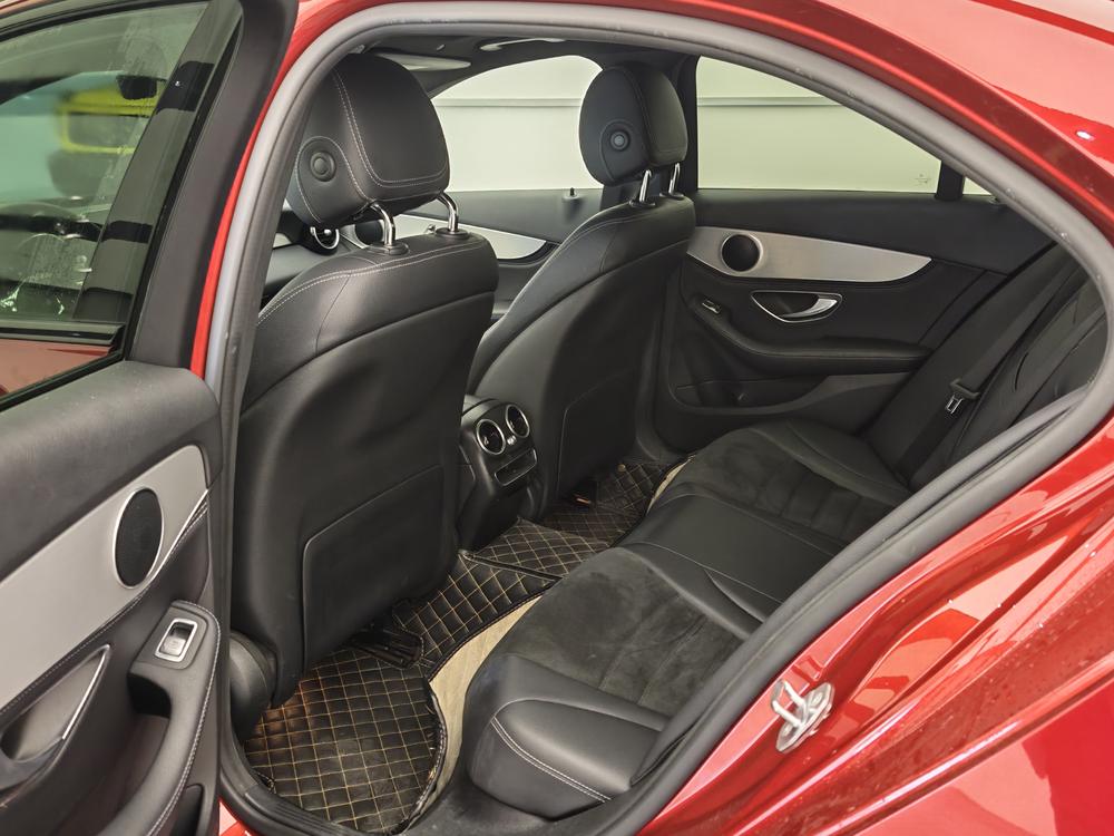 Mercedes-Benz Mercedes-Benz C-Class