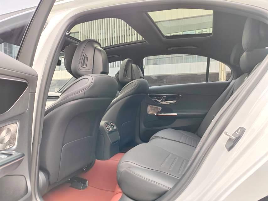 Mercedes-Benz Mercedes-Benz C-Class
