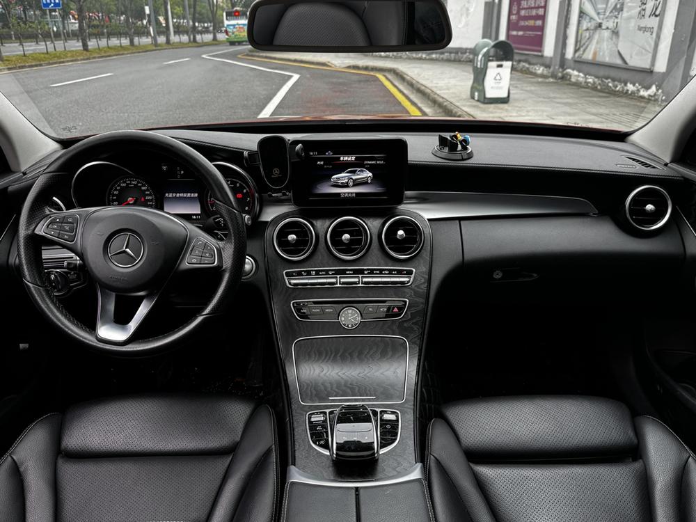 Mercedes-Benz Mercedes-Benz C-Class