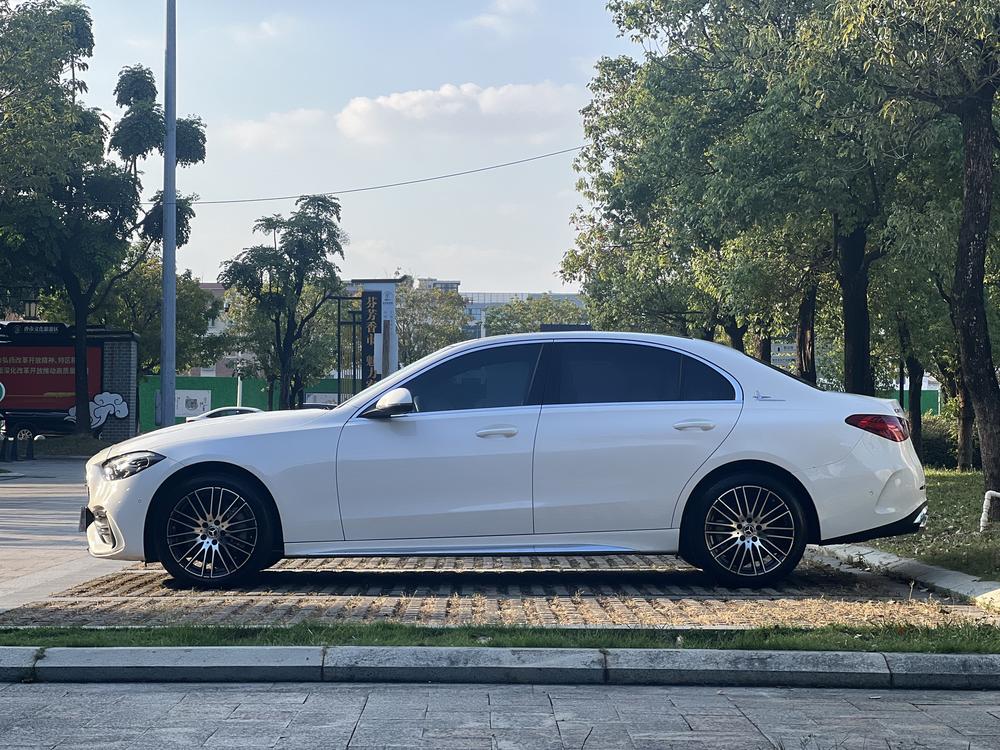 Mercedes-Benz Mercedes-Benz C-Class