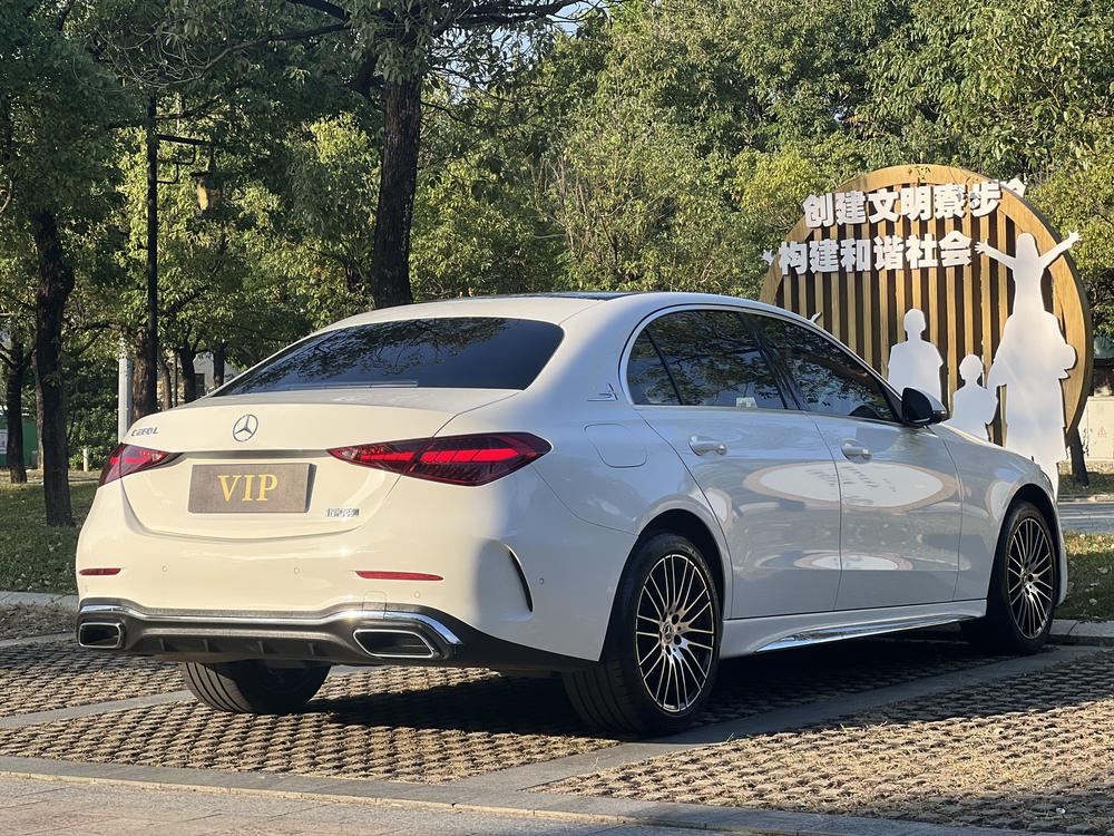 Mercedes-Benz Mercedes-Benz C-Class