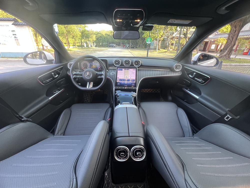 Mercedes-Benz Mercedes-Benz C-Class