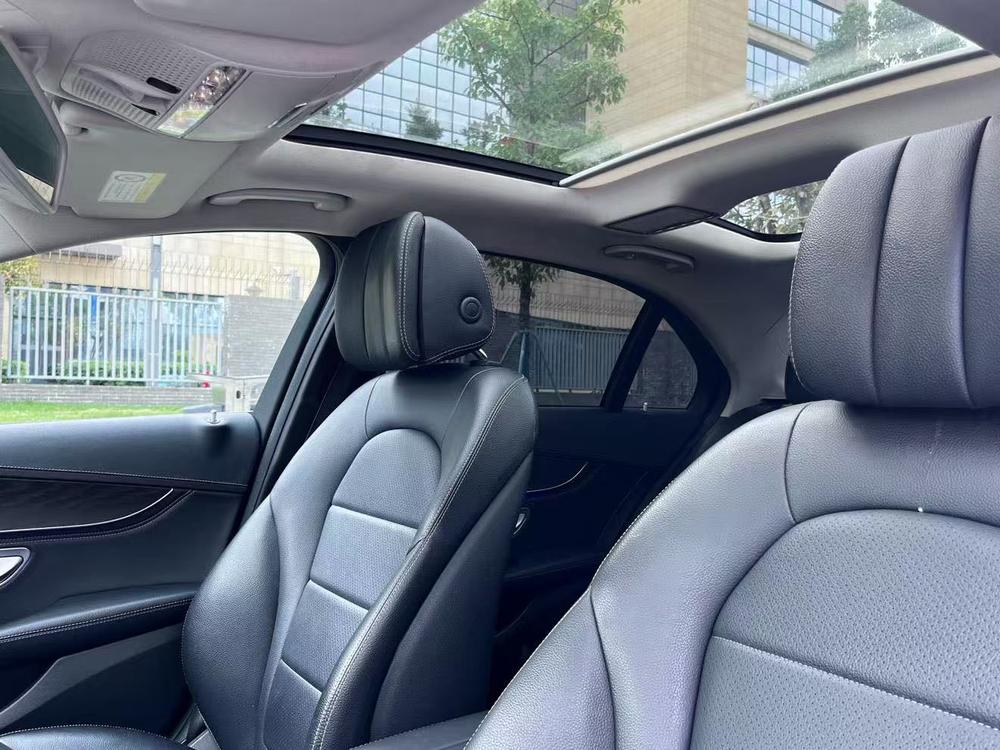 Mercedes-Benz Mercedes-Benz C-Class