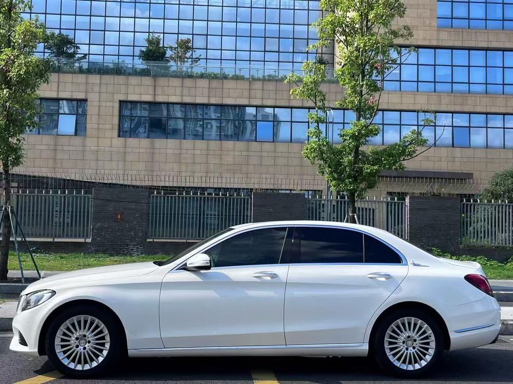 Mercedes-Benz Mercedes-Benz C-Class