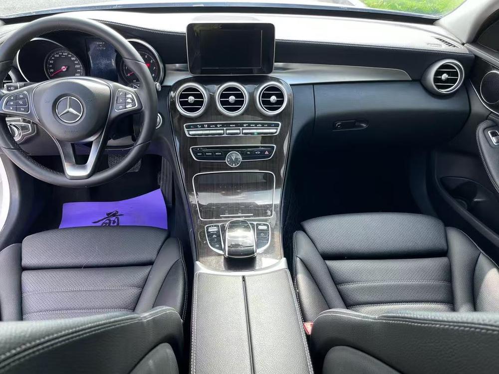 Mercedes-Benz Mercedes-Benz C-Class