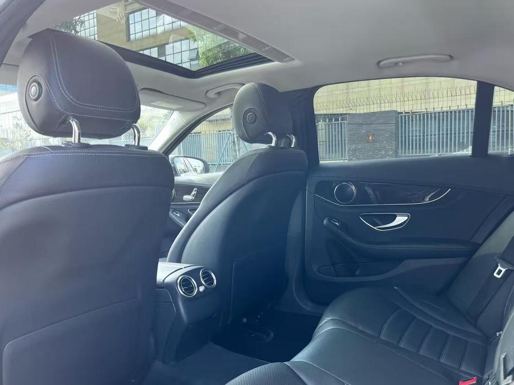 Mercedes-Benz Mercedes-Benz C-Class
