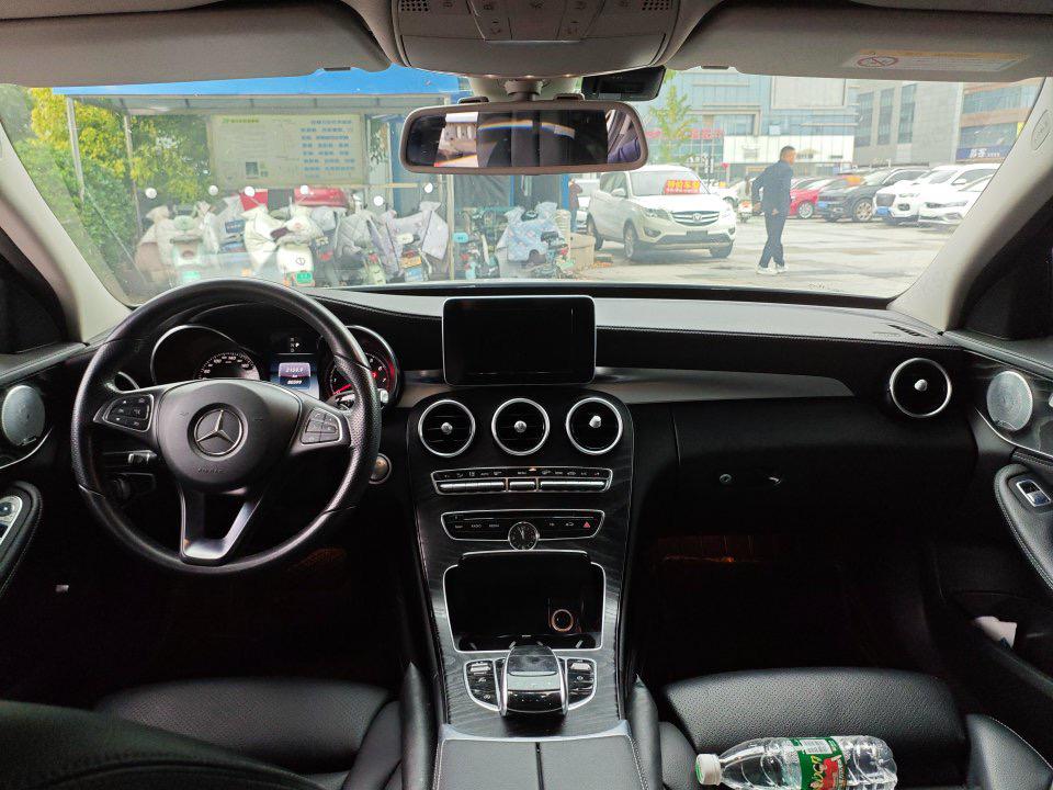 Mercedes-Benz Mercedes-Benz C-Class