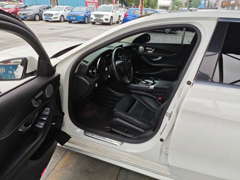 Mercedes-Benz Mercedes-Benz C-Class