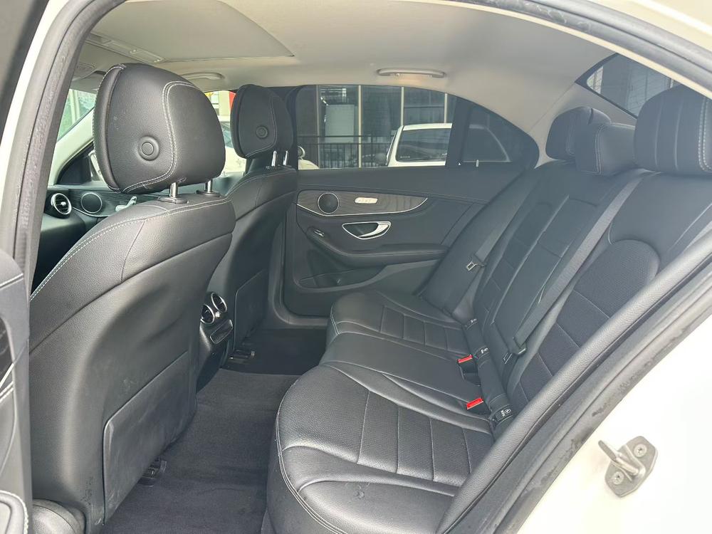 Mercedes-Benz Mercedes-Benz C-Class