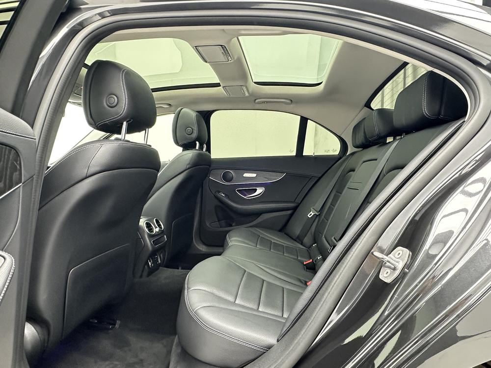 Mercedes-Benz Mercedes-Benz C-Class