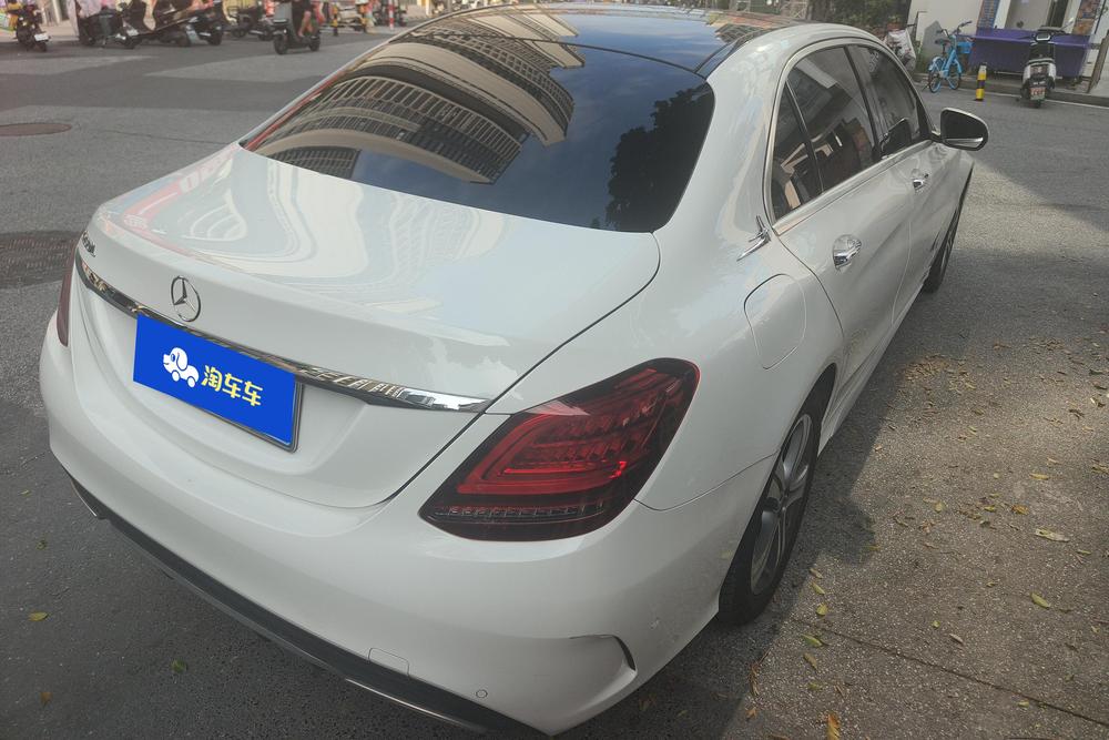 Mercedes-Benz Mercedes-Benz C-Class