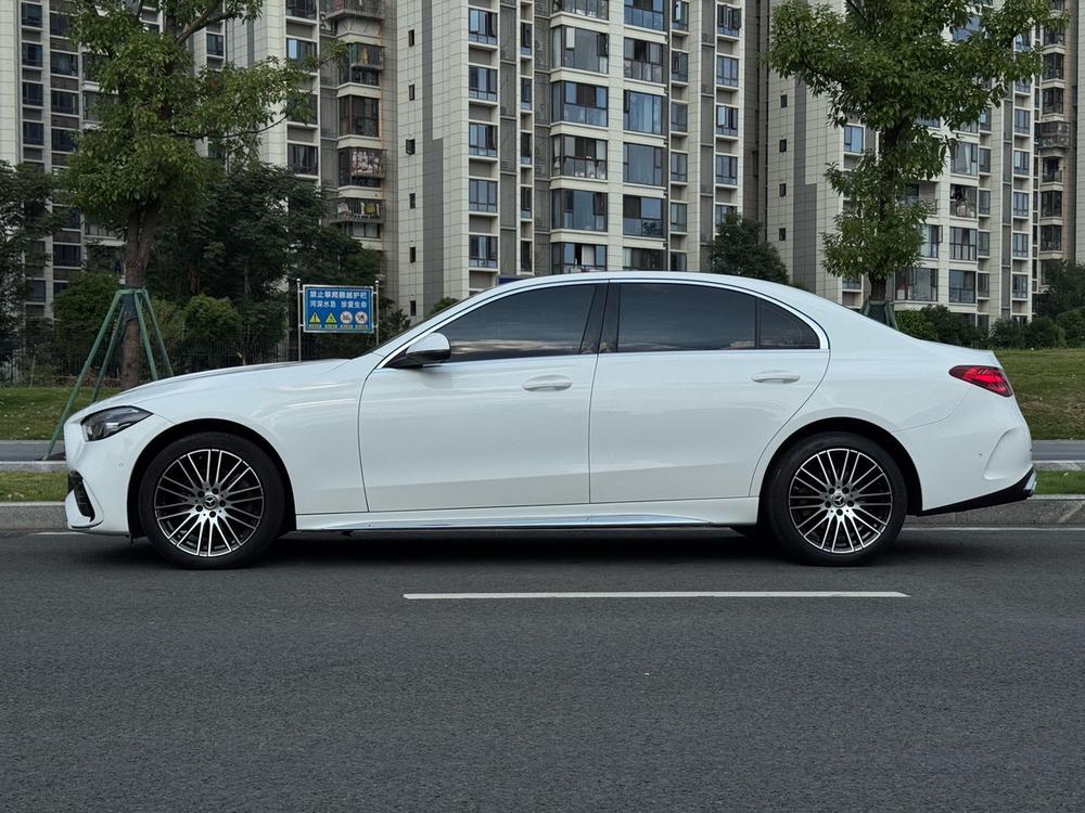 Mercedes-Benz Mercedes-Benz C-Class