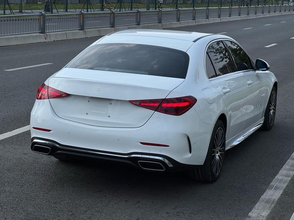Mercedes-Benz Mercedes-Benz C-Class