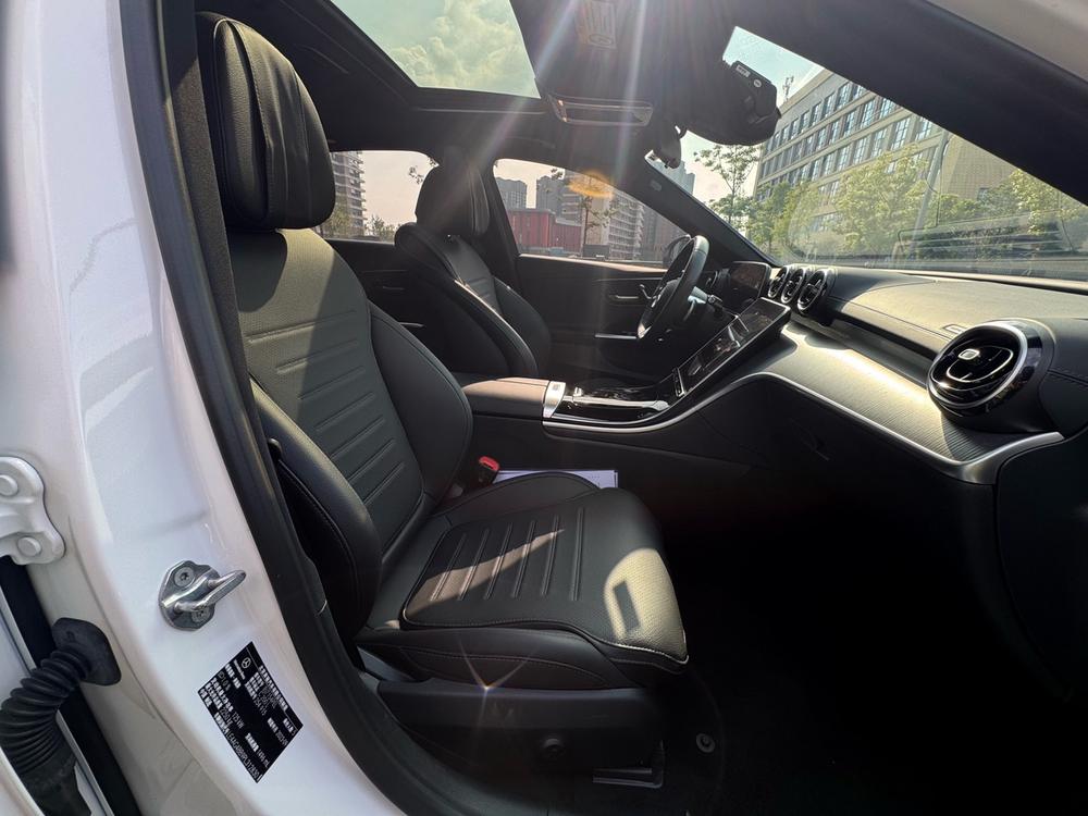 Mercedes-Benz Mercedes-Benz C-Class