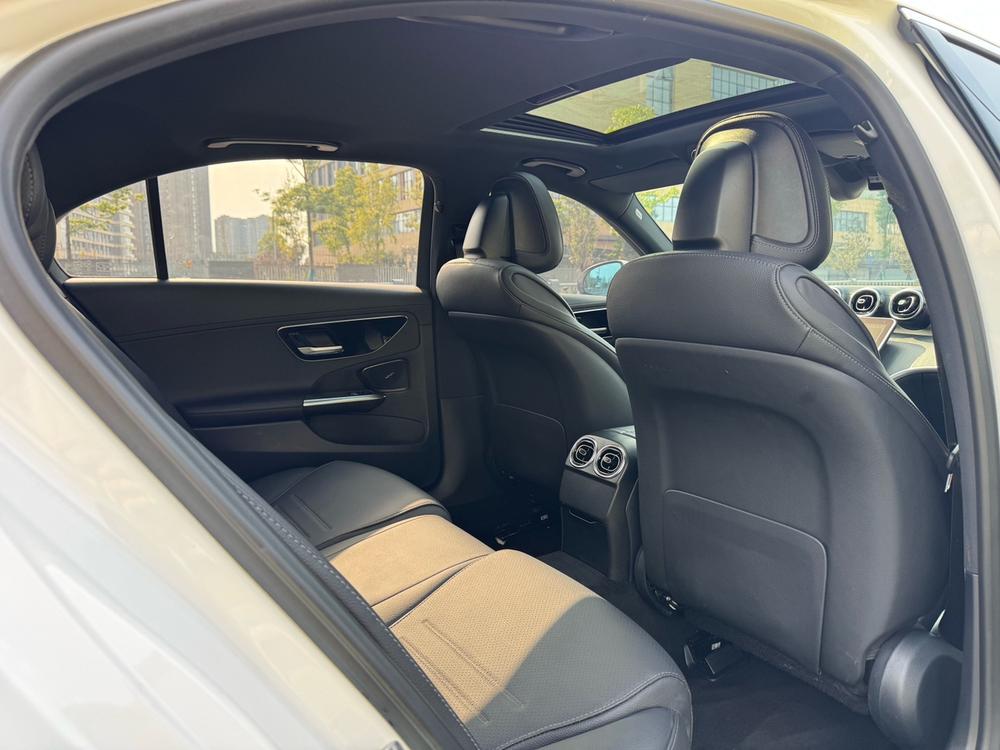 Mercedes-Benz Mercedes-Benz C-Class