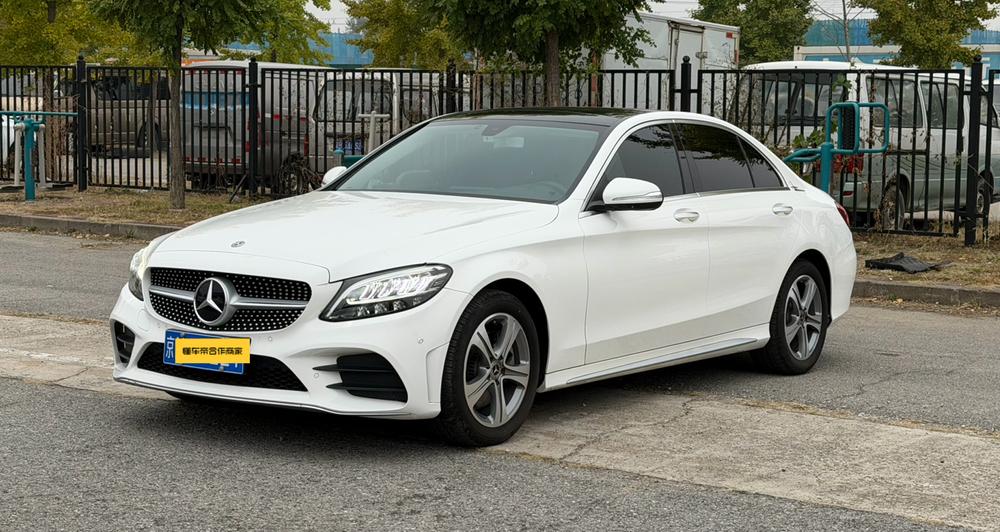 Mercedes-Benz Mercedes-Benz C-Class