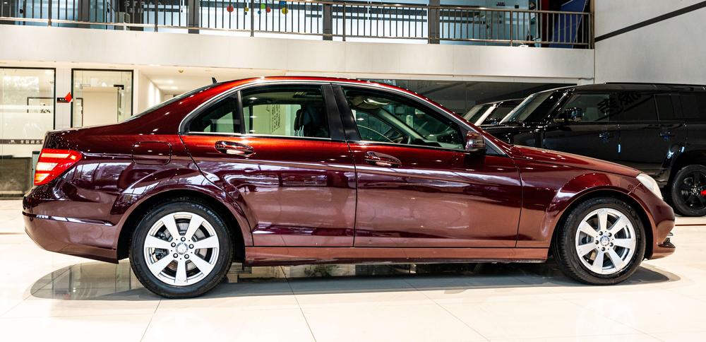 Mercedes-Benz Mercedes-Benz C-Class