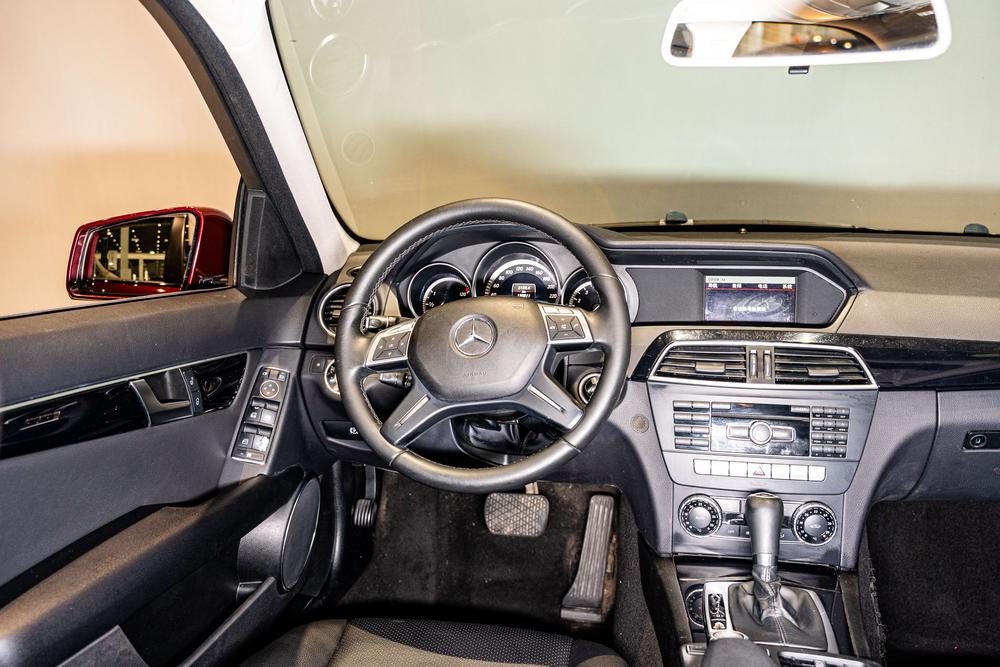 Mercedes-Benz Mercedes-Benz C-Class