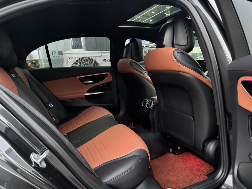 Mercedes-Benz Mercedes-Benz C-Class