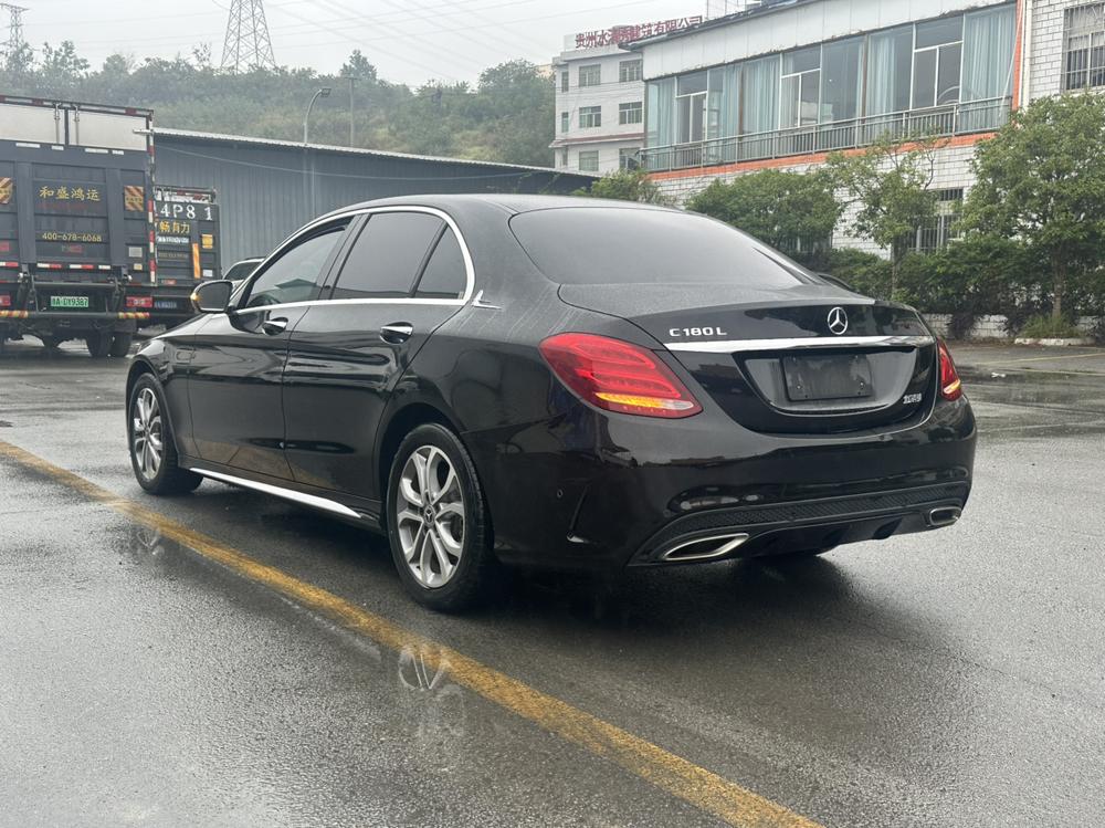 Mercedes-Benz Mercedes-Benz C-Class