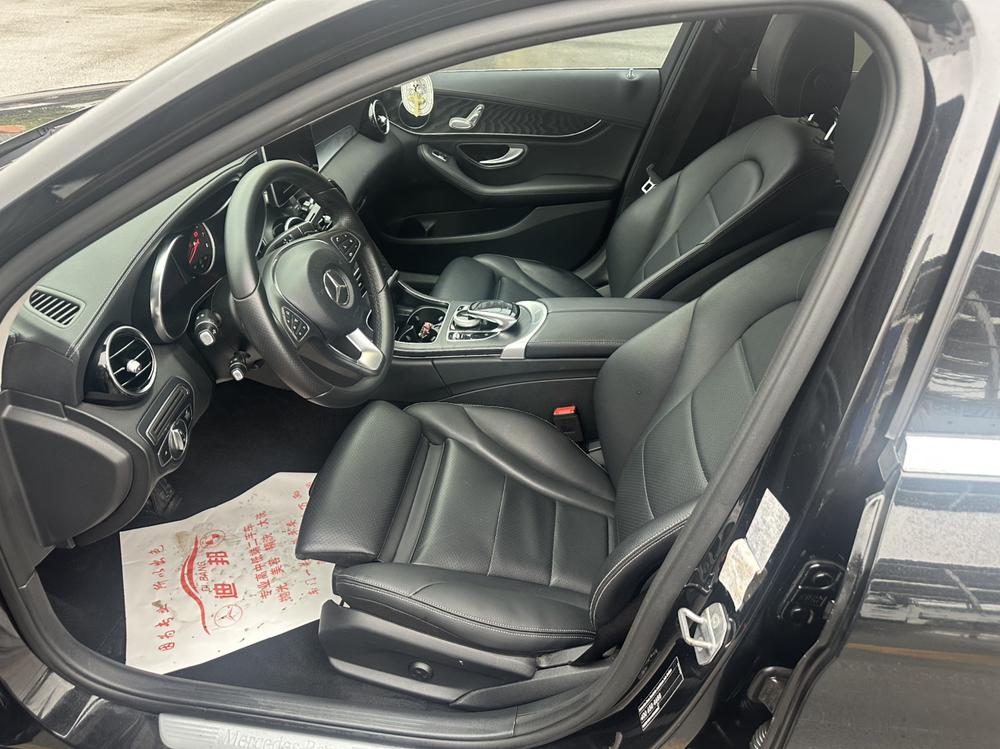 Mercedes-Benz Mercedes-Benz C-Class