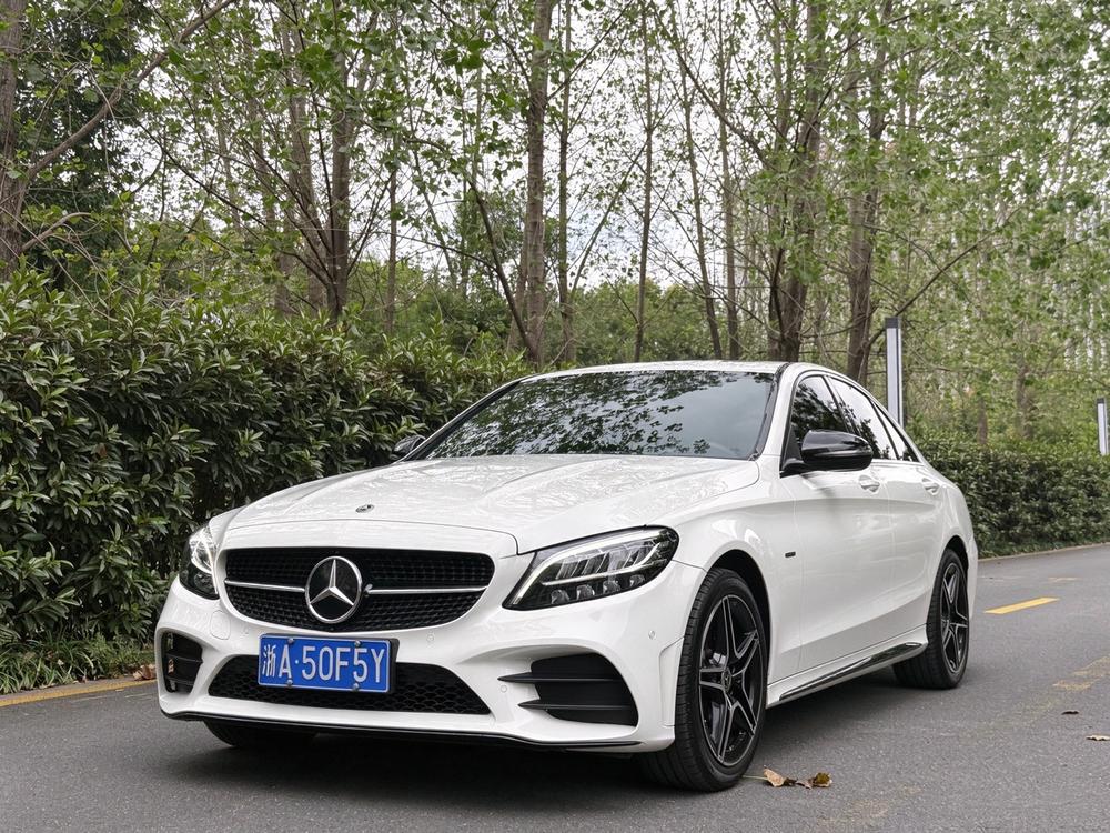 Mercedes-Benz Mercedes-Benz C-Class