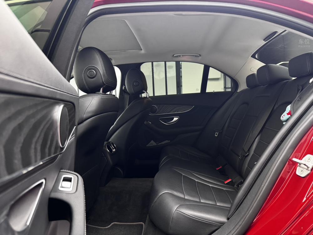 Mercedes-Benz Mercedes-Benz C-Class