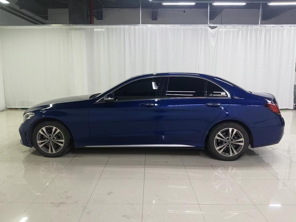 Mercedes-Benz Mercedes-Benz C-Class