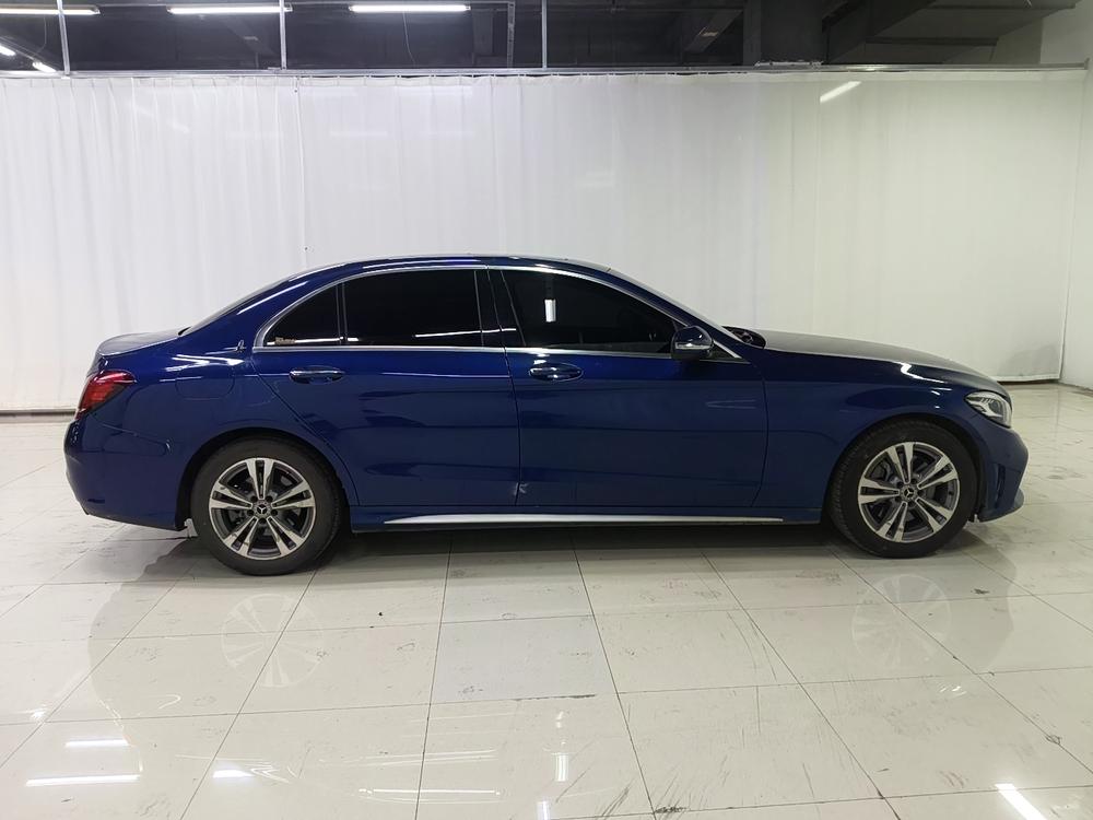 Mercedes-Benz Mercedes-Benz C-Class