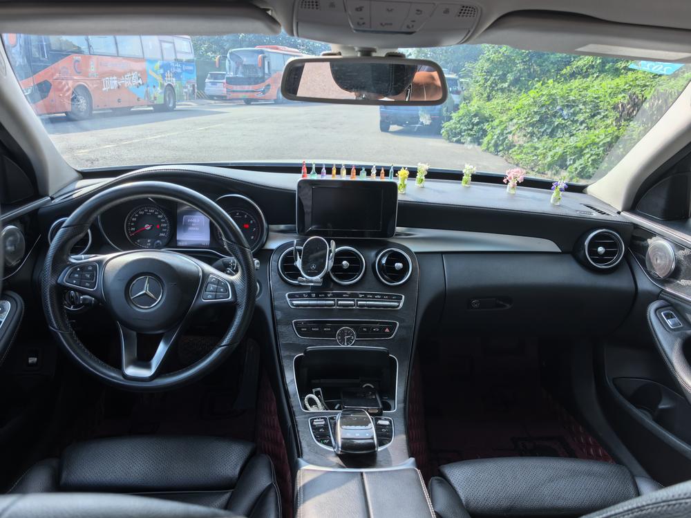 Mercedes-Benz Mercedes-Benz C-Class