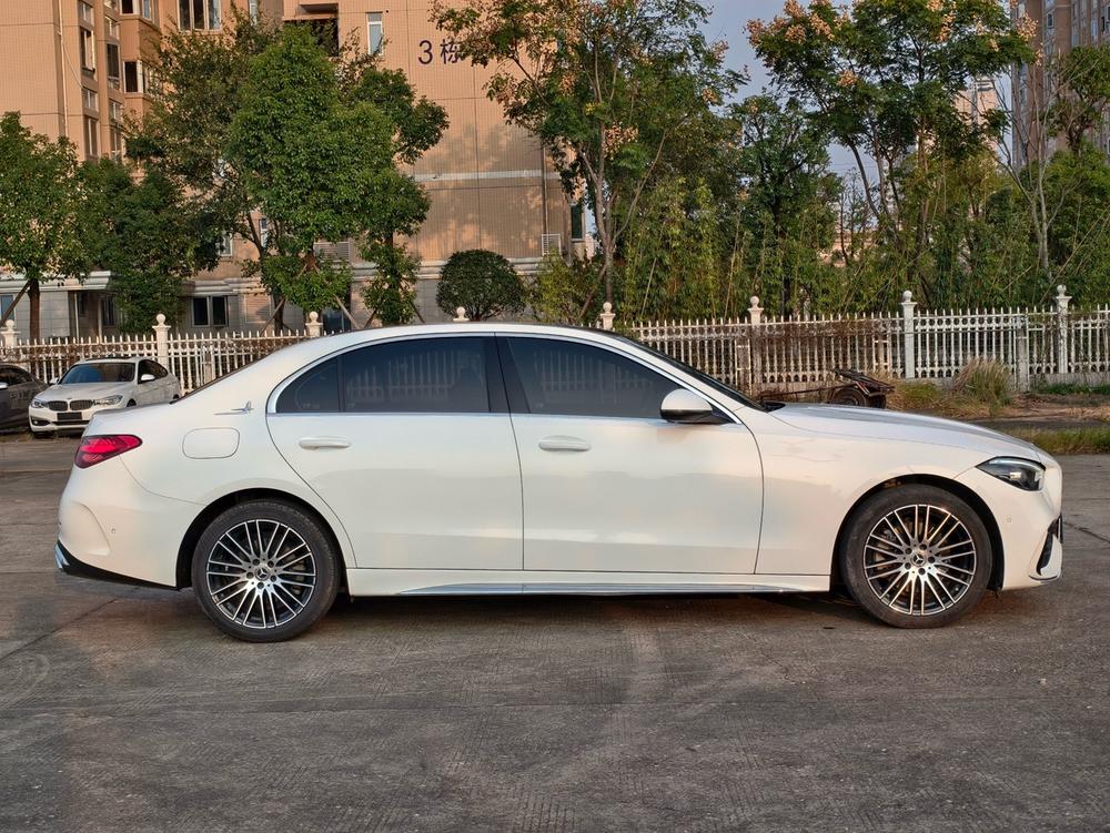 Mercedes-Benz Mercedes-Benz C-Class