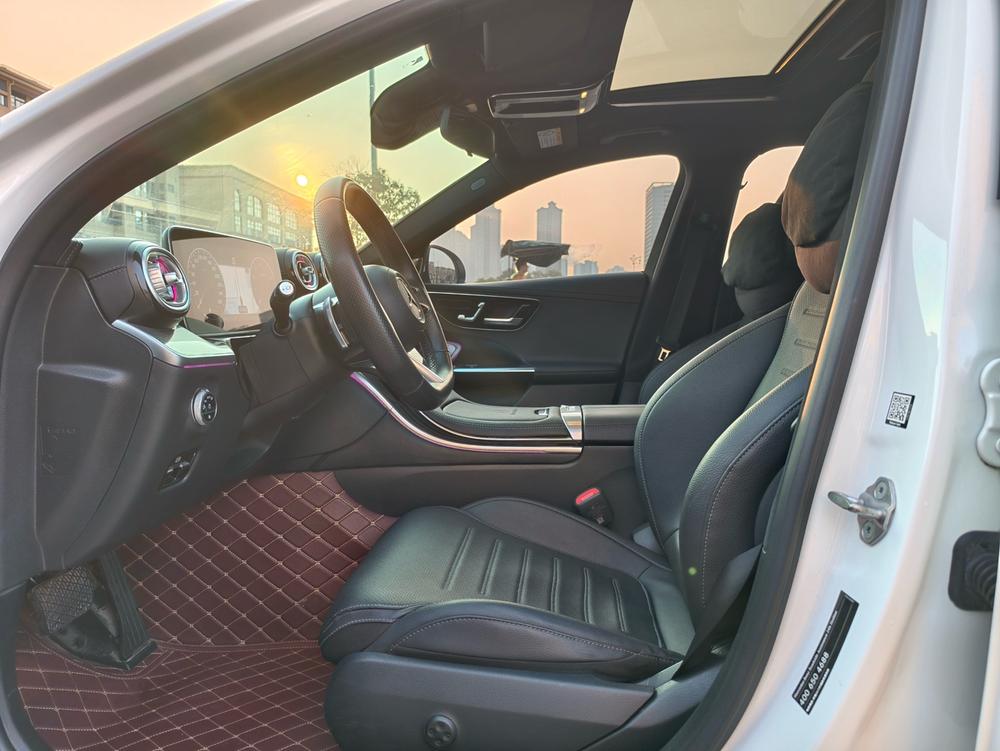 Mercedes-Benz Mercedes-Benz C-Class
