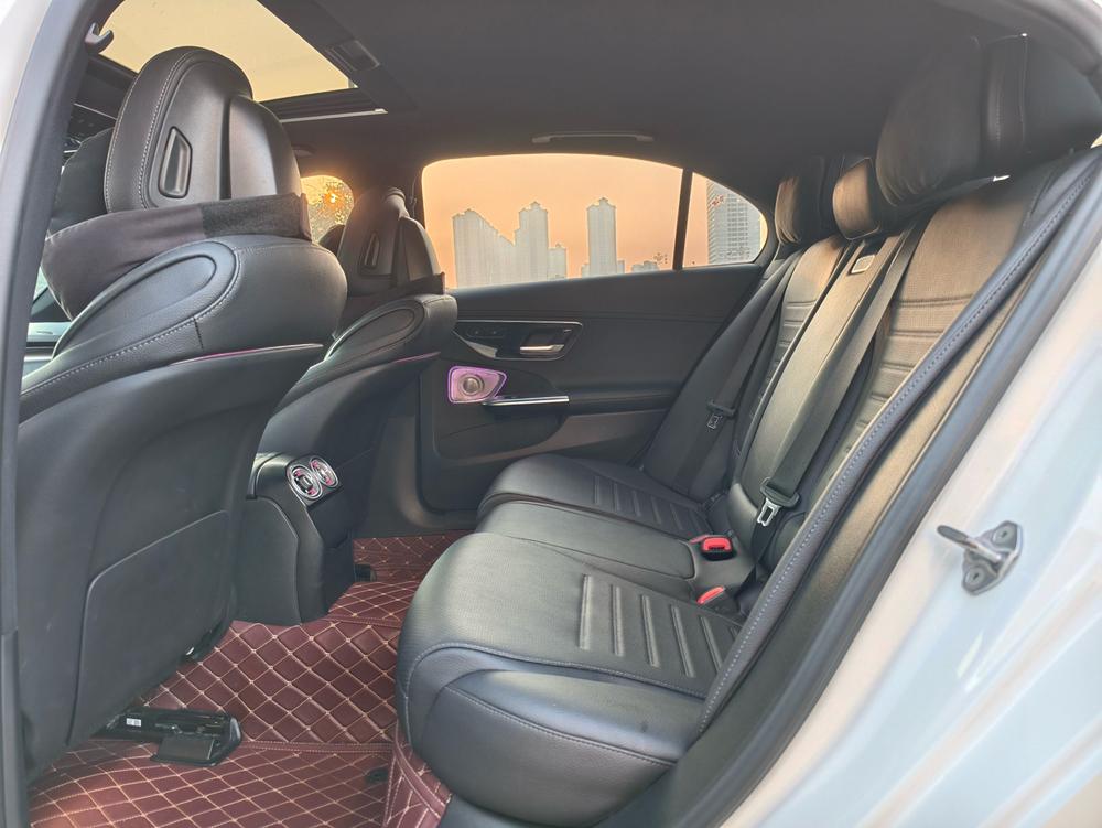 Mercedes-Benz Mercedes-Benz C-Class