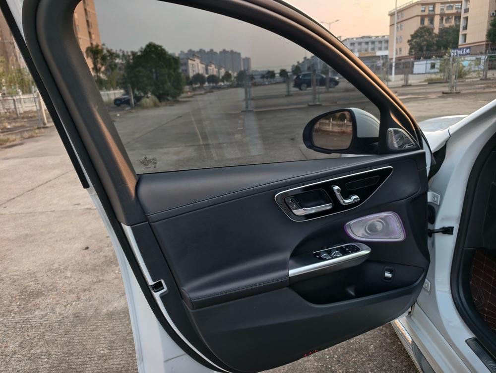 Mercedes-Benz Mercedes-Benz C-Class