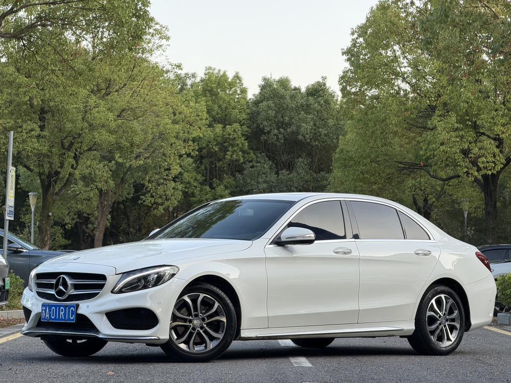 Mercedes-Benz Mercedes-Benz C-Class