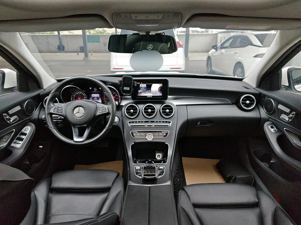 Mercedes-Benz Mercedes-Benz C-Class