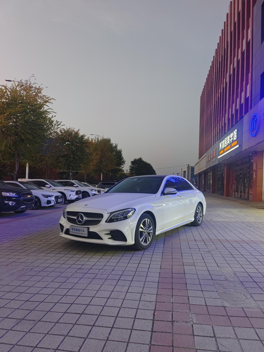 Mercedes-Benz Mercedes-Benz C-Class