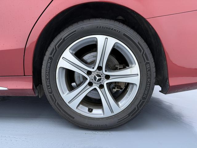 Mercedes-Benz Mercedes-Benz C-Class