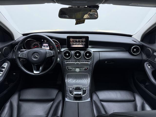 Mercedes-Benz Mercedes-Benz C-Class