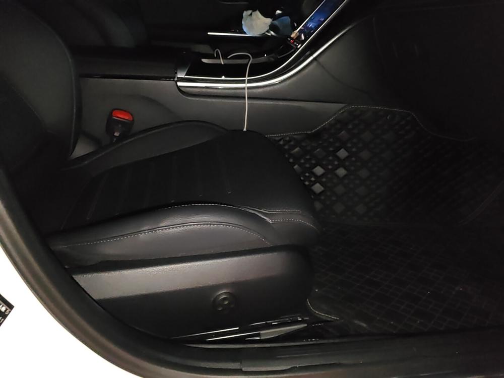 Mercedes-Benz Mercedes-Benz C-Class