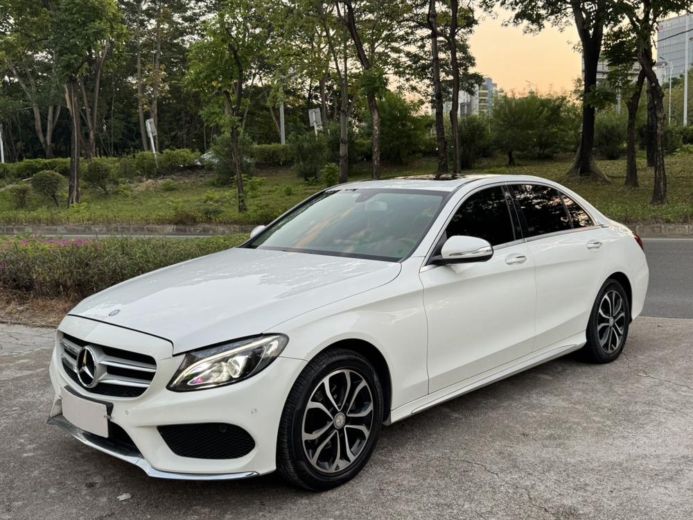 Mercedes-Benz Mercedes-Benz C-Class
