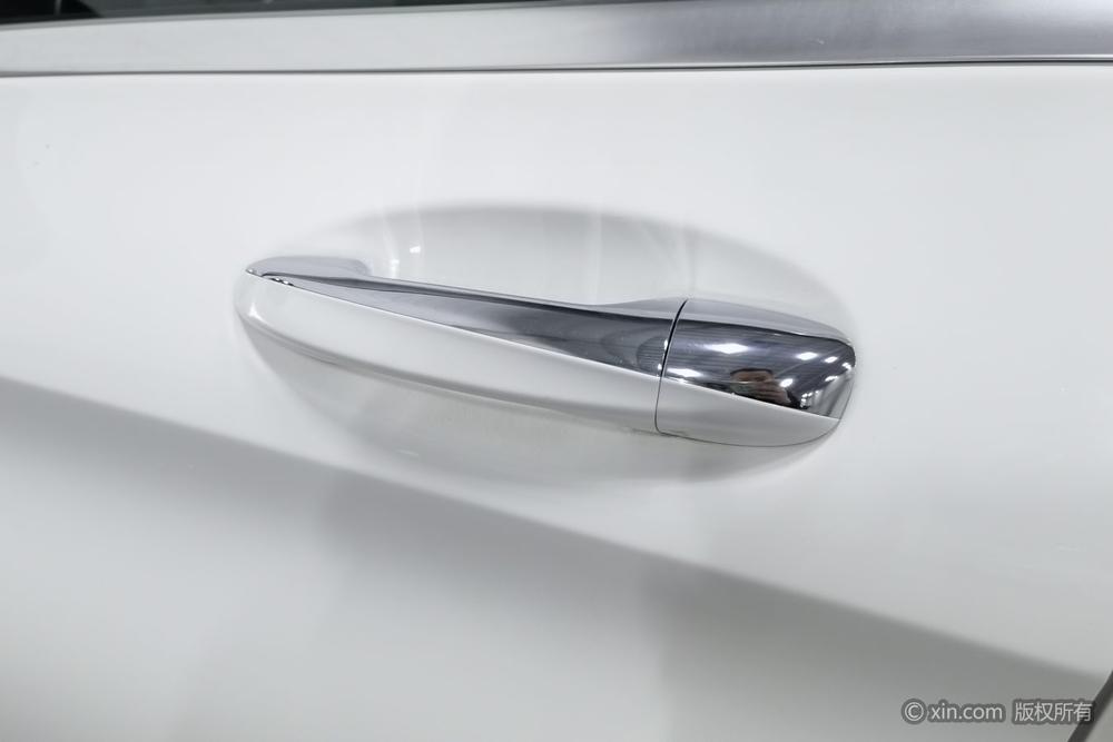 Mercedes-Benz Mercedes-Benz C-Class
